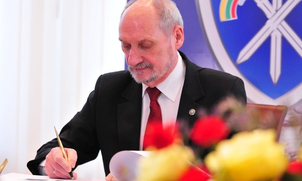 Macierewicz: Polski punkt widzenia podzielany w NATO