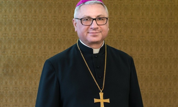 Sekretarz Episkopatu: Tegoroczny Wielki Tydzień szczególną zachętą do wiary i nadziei