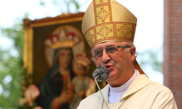 Czechy: przewodniczący episkopatu na intensywnej terapii