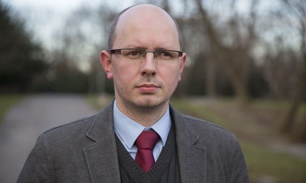 Państwowa Komisja ds. pedofilii podejmuje działania w sądach biskupich
