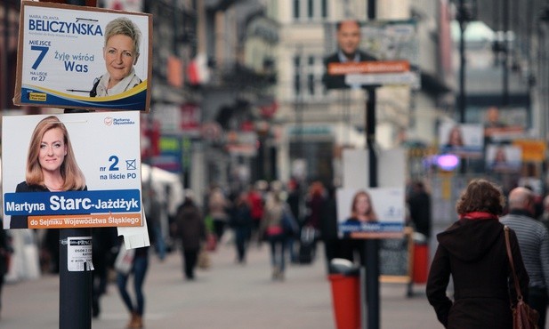 "Powyborczy recykling" - torby z banerów