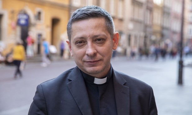 Naruszenie przestrzeni sakralnej w parafii w Secyminie. Jest oświadczenie rzecznika archidiecezji warszawskiej