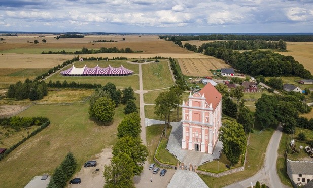 Sanktuarium w Skrzatuszu