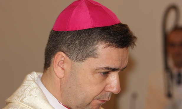 Bp Wojciech Osial