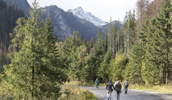 Tatry: Na początku lipca droga do Morskiego Oka będzie zamknięta