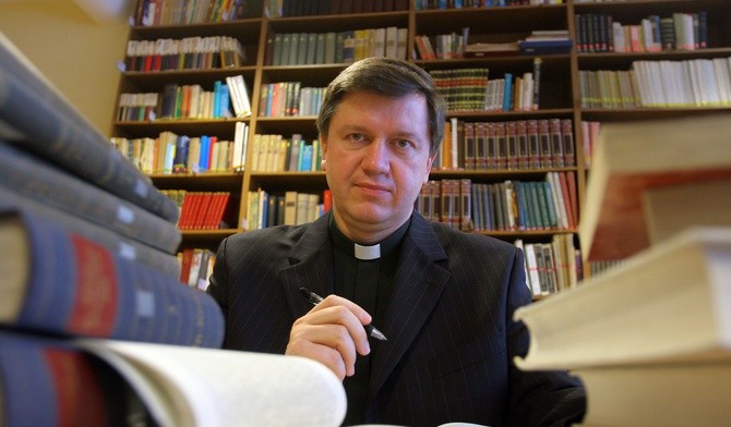 Abp Kupny: zerwanie z tradycją religijną - faktem