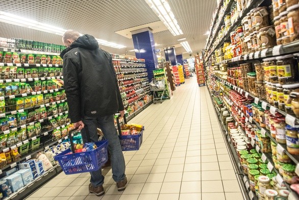 Obniżka VAT na żywność: czy sklepy obniżyły ceny?