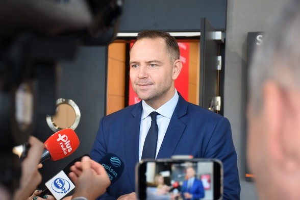 Prezydent wzywa rząd do rezygnacji z systemu ETS i ETS2