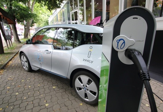 Senat dał zielone światło dla uruchomienia dopłat do zakupu aut elektrycznych