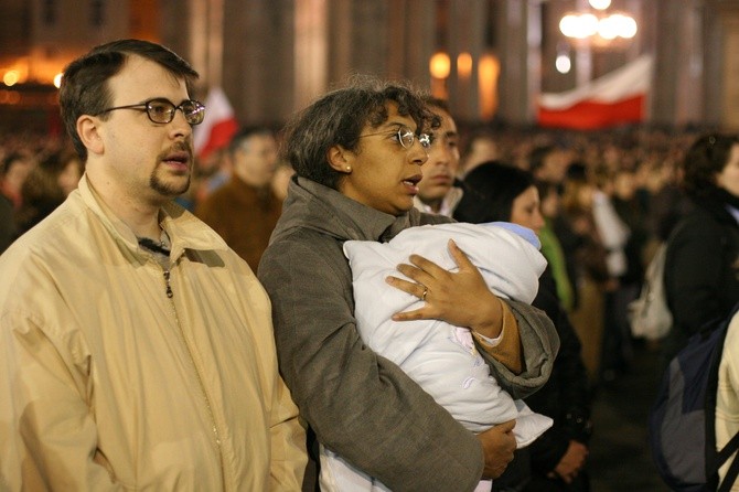 2 IV 2005. Rzym, Watykan, Plac św. Piotra