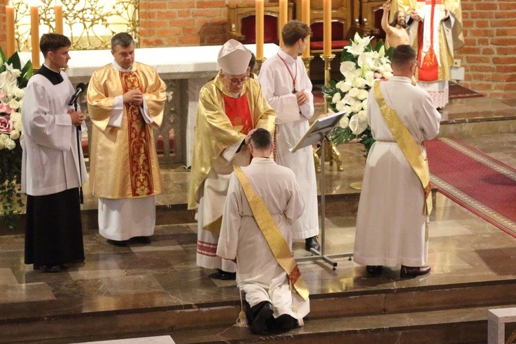 Święcenia kapłańskie cz. 2