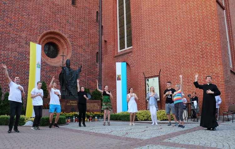Dziękczynienie w rocznicę wizyty Jana Pawła II w Elblągu   