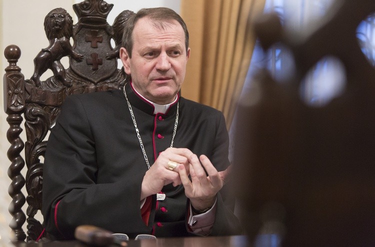 Abp Tadeusz Wojda