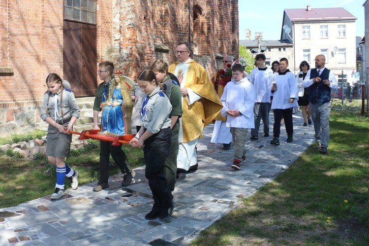 Poświęcenie kapliczki w Gardei