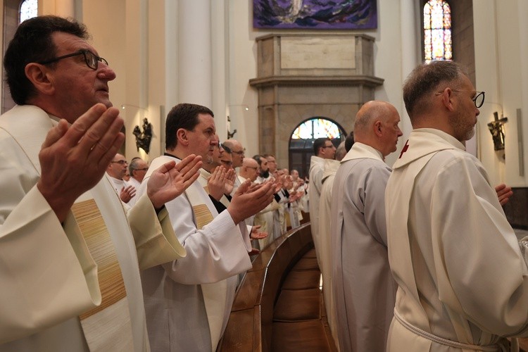 Msza Krzyżma w katedrze Chrystusa Króla cz.2