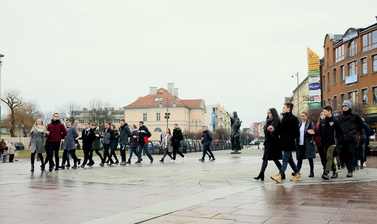 Polonez na placu Jagiellończyka