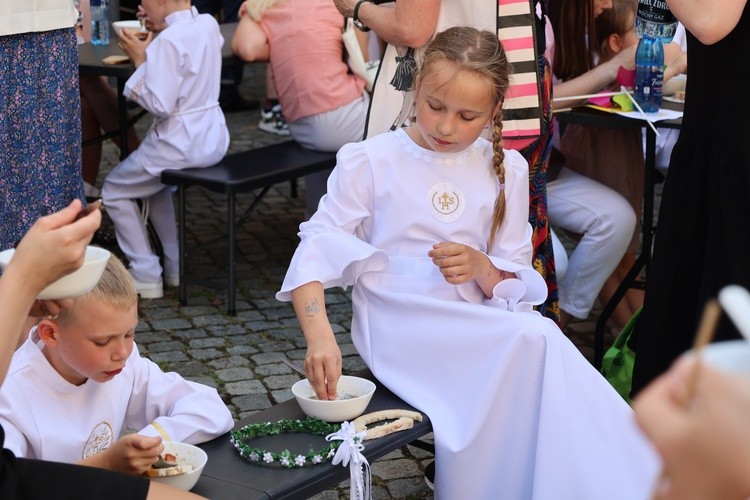 Pielgrzymka dzieci pierwszo- i wczesnokomunijnych do katedry
