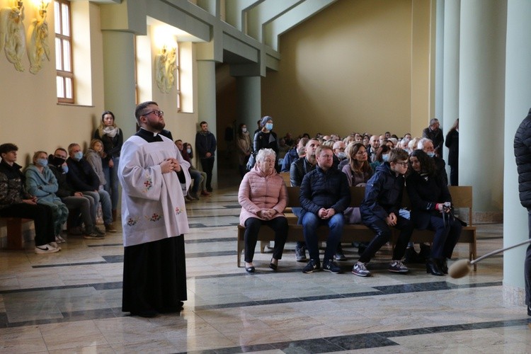 Ciechanów. Uroczystości w parafii MB Fatimskiej