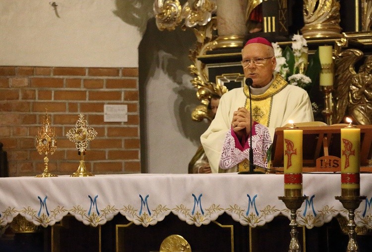 Wprowadzenie relikwii św. s. Faustyny i bł. ks. Michała Spoćki - Morąg