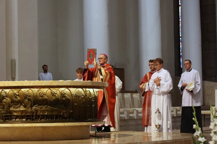Jubileusz katechetów i nauczycieli w katedrze cz. 2
