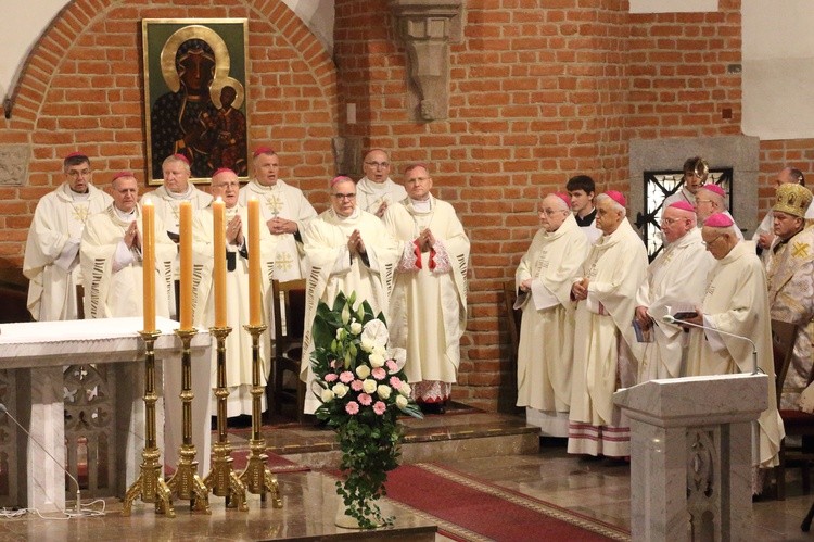 Ingres biskupa Skibickiego cz. 2.