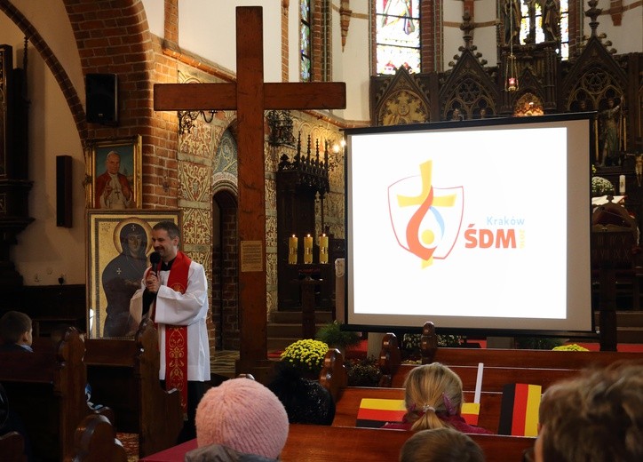 Symbole ŚDM - Parafia św. Jakuba, Tolkmicko