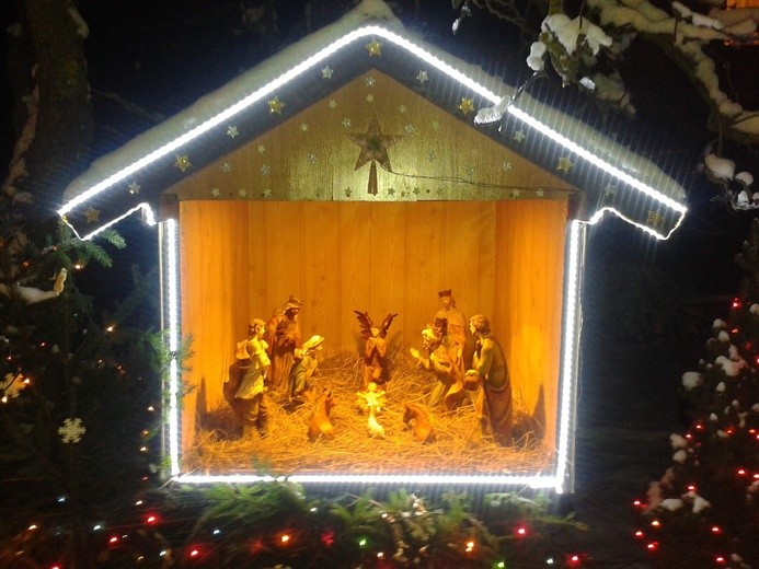 Mchowo (parafia Chrystusa Zbawiciela w Przasnyszu). Bożonarodzeniowa szopka w domu Katarzyny Mórawskiej