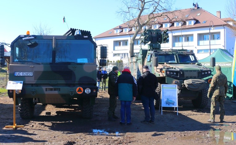 Pokaz sprzętu wojskowego w Sztutowie