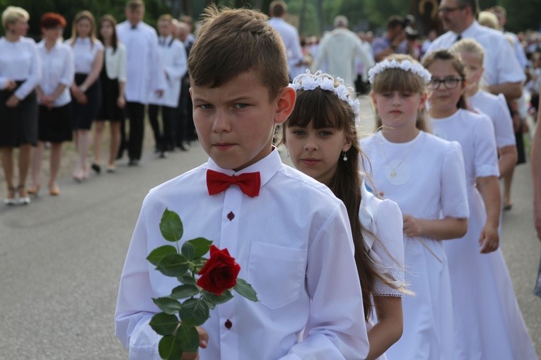 Dobrzyków. Nawiedzenie w parafii św. Stanisława BM