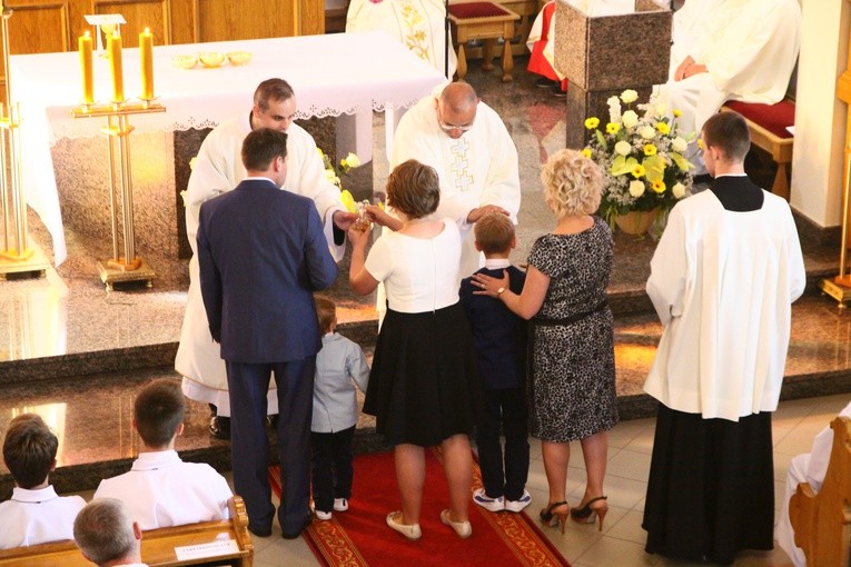 Poświęcenie kościoła w Nowym Chechle