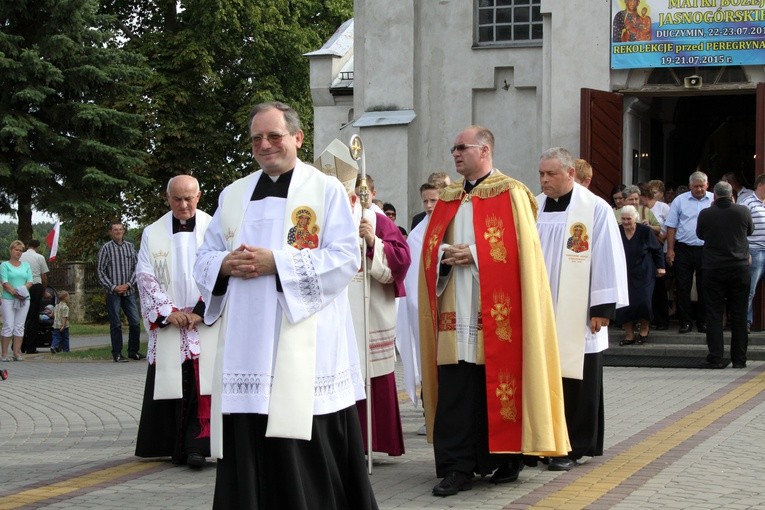 Duczymin. Nawiedzenie w parafii pw. św. Jana Nepomucena