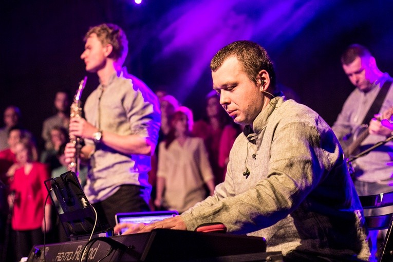 Koncert Papieski w Uranii