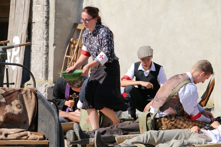 Rekonstrukcja powstania '44 w Raciążu