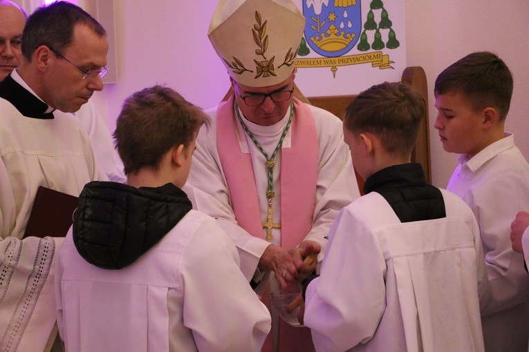 Rogotwórsk. Poświęcenie nowego ołtarza