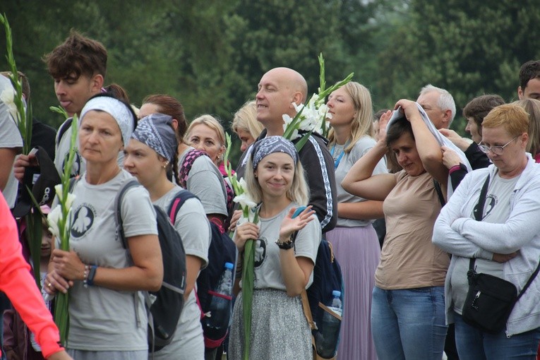 Pielgrzymka. Wejście na szczyt - cz. 2