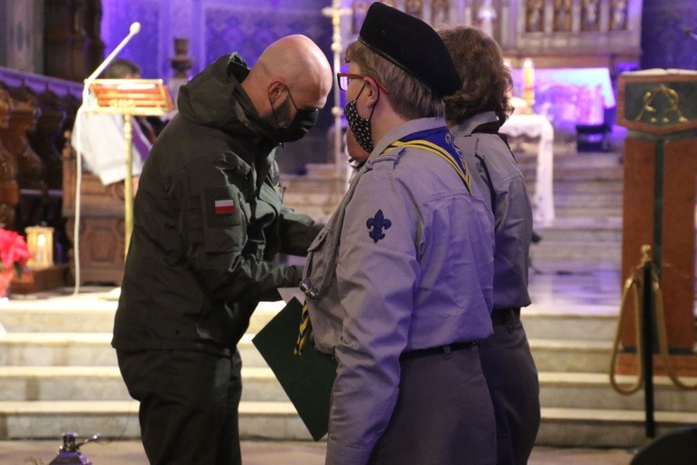 Płock. Betlejemskie Światło Pokoju 2021