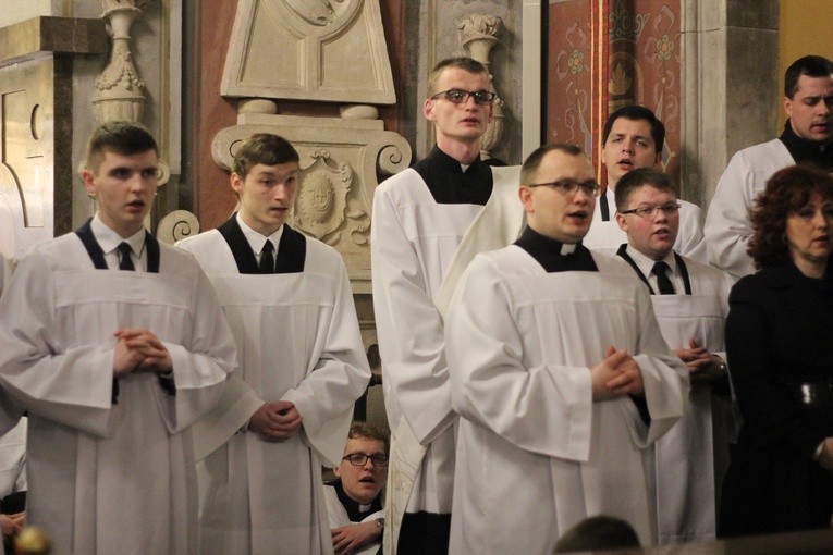 Rocznica pierwszych objawień w katedrze