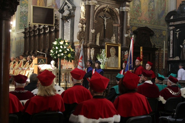 Akademicy i Dzień Papieski w Płocku