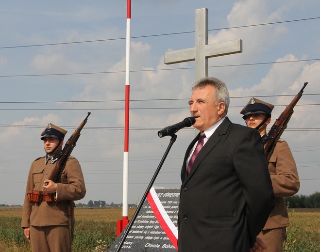 Odsłonięcie pomnika w Radłowie