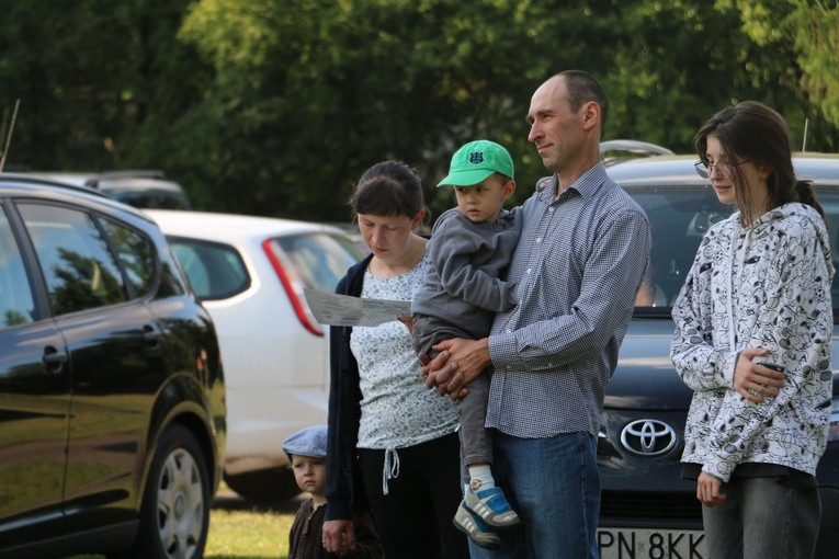 Czerwińsk n. Wisłą. Koncert plenerowy w przyklasztornych ogrodach