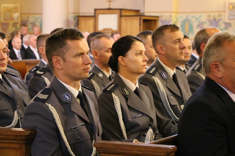 Sztandar dla policji w Przasnyszu