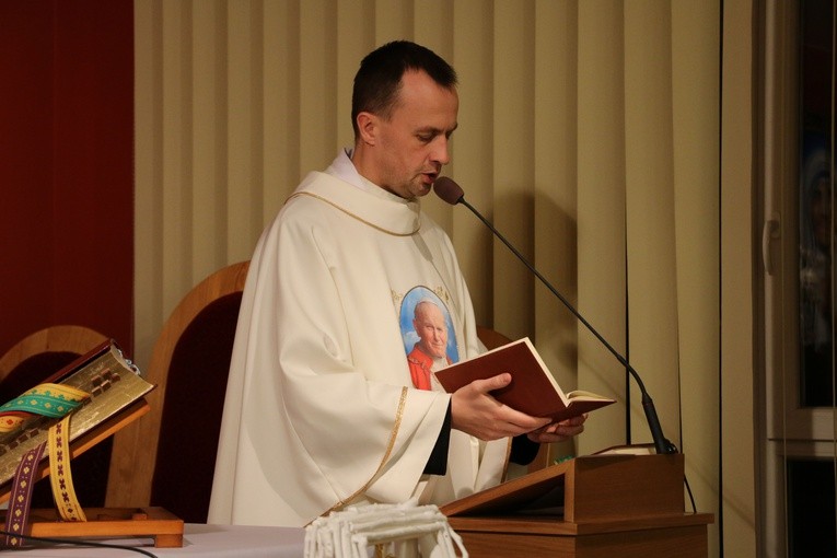 Ciechanów. Konferencja i modlitwa za chorych