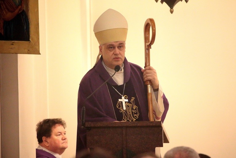 Msza św. i ustanowienie lektorów