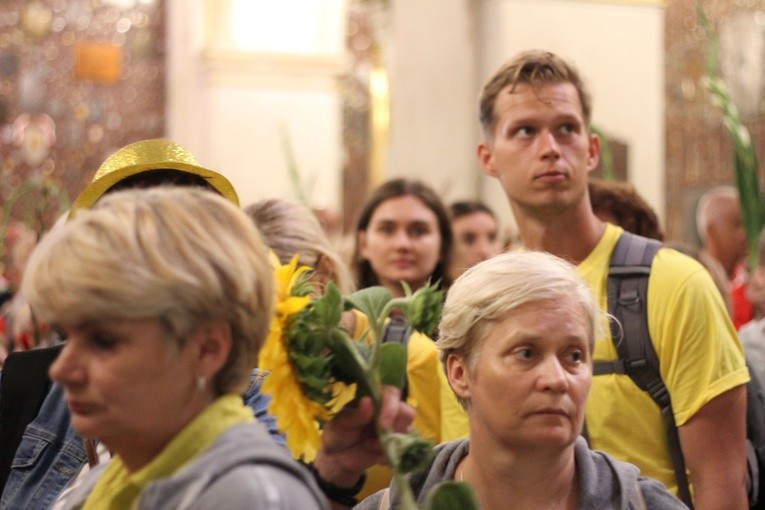 Pielgrzymka. W kaplicy Matki Bożej