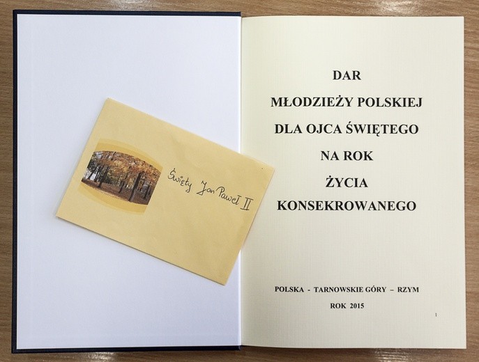 "Różaniec za różaniec" dotarł do Rzymu