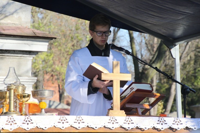 Płock. Uroczystość Wszystkich Świętych