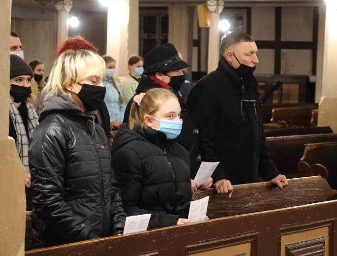 Malbork - czuwanie maturzystów