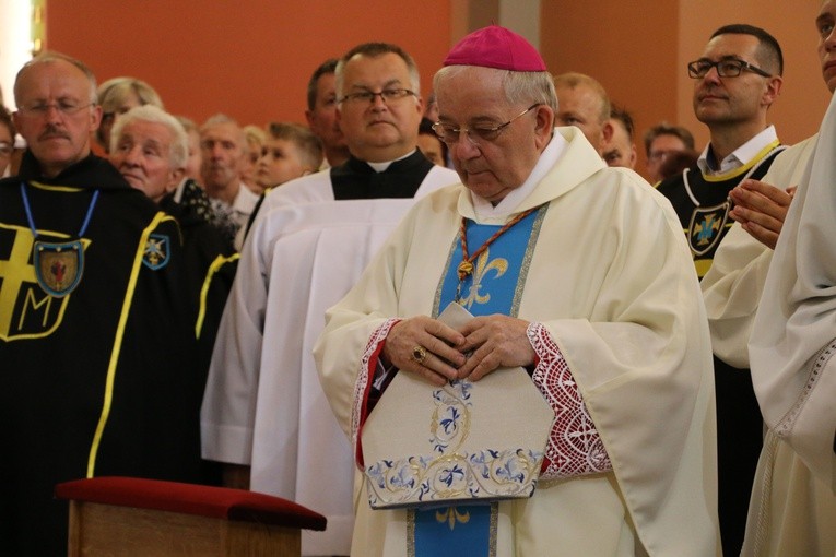 Koronacja w Smardzewie. Część I