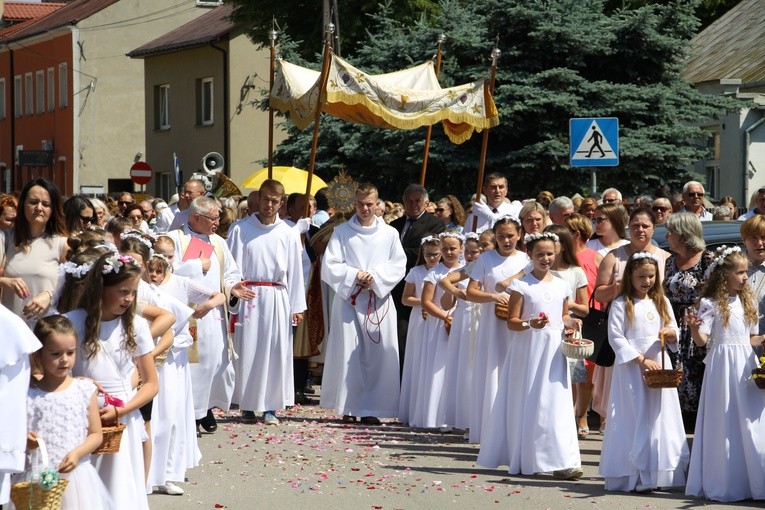 Maków Mazowiecki. Boże Ciało w parafii św. Józefa
