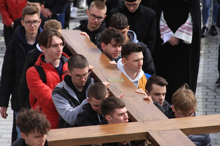 Jasna Góra. Pielgrzymka maturzystów
